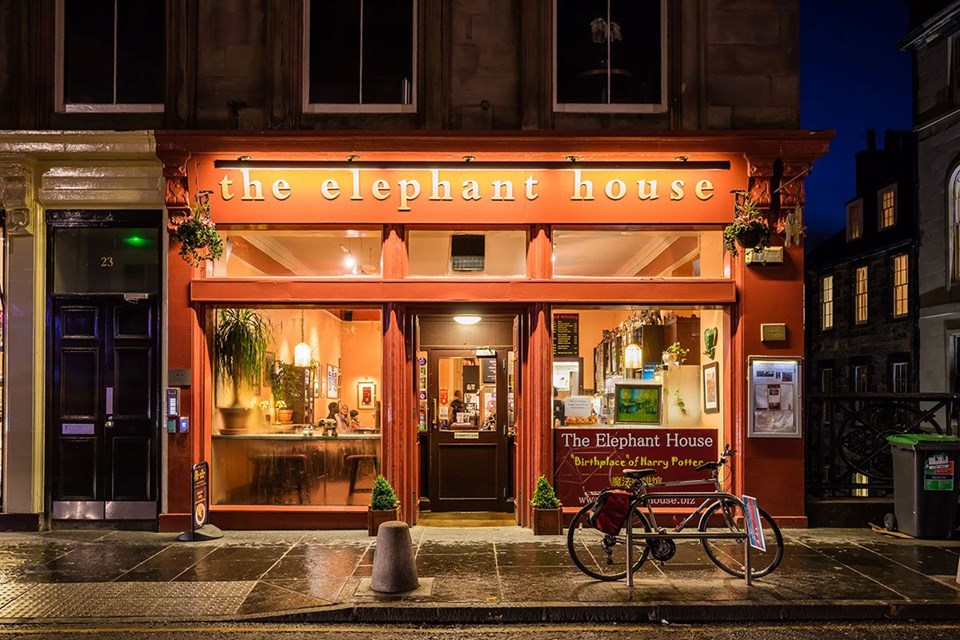 harry potter, harry potter filminin çekildiği mekanlar, harry potter film mekanları, filmlerin çekildiği mekanlar, Hollywood, J.K. Rowling, warner bros