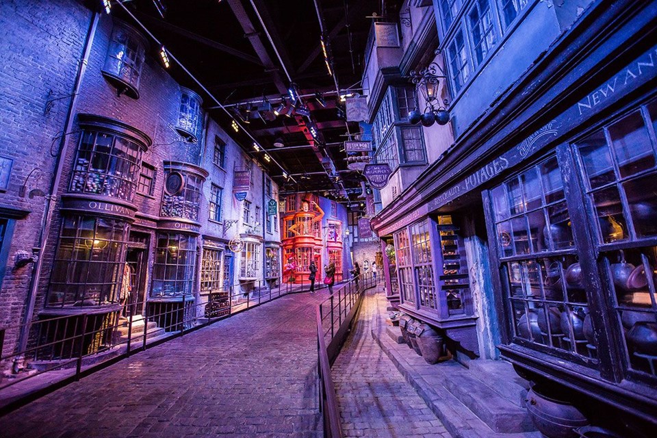 harry potter, harry potter filminin çekildiÄi mekanlar, harry potter film mekanları, filmlerin çekildiÄi mekanlar, Hollywood, J.K. Rowling, warner bros