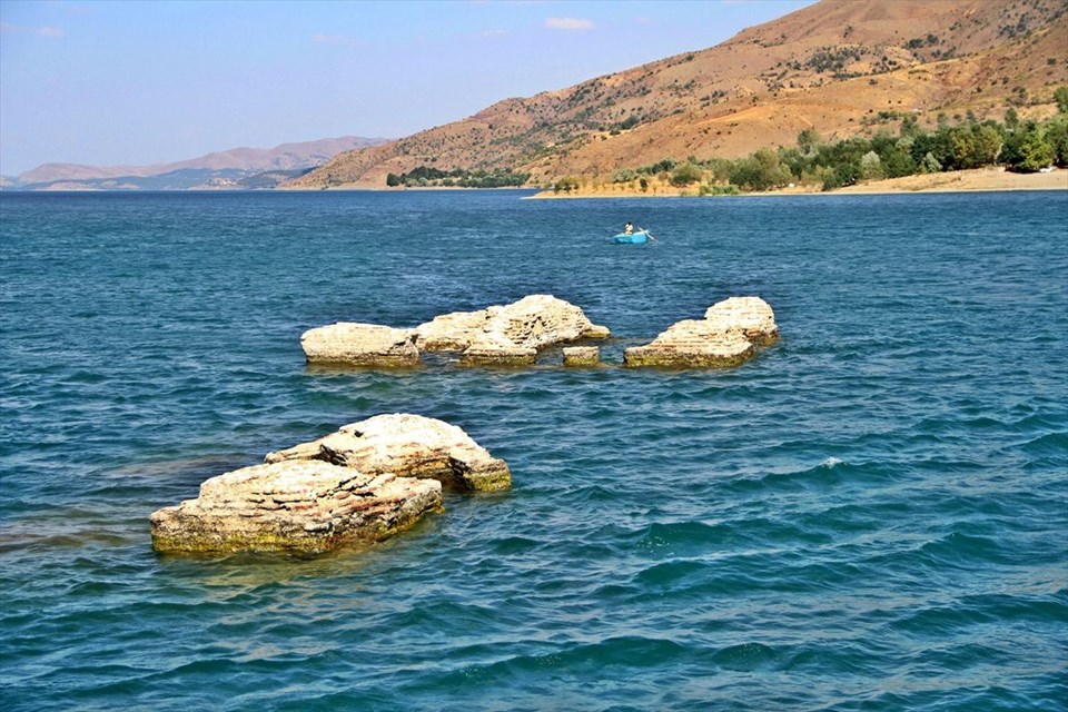 elazığ gezilecek yerler, hazar gölü, elazığ batık şehir, hazar gölü batık şehir, unesco, seyahat