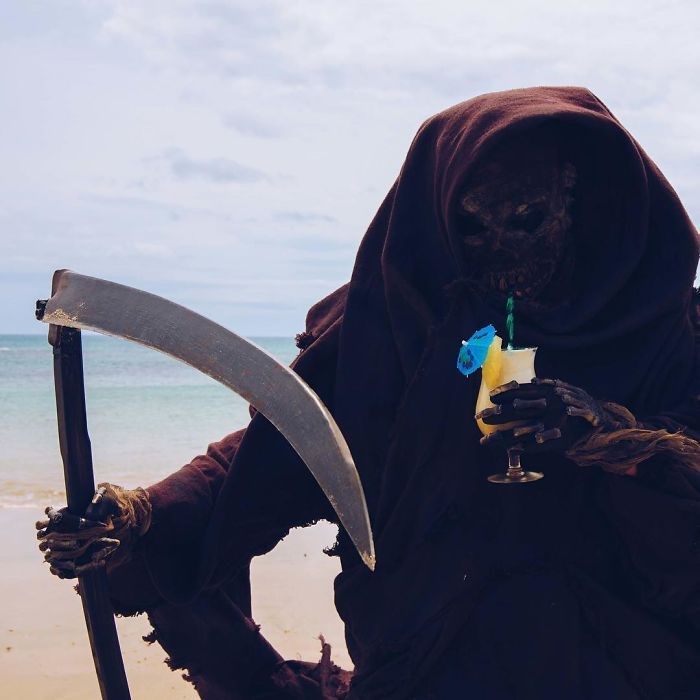 ölüm meleği azrail, the swim reaper, instagram fenomenleri