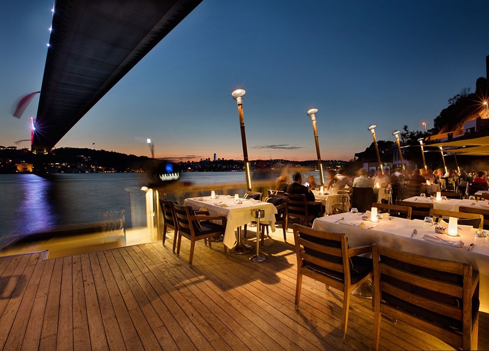 Lacivert Restaurant, Anadolu Hisarı Merkez