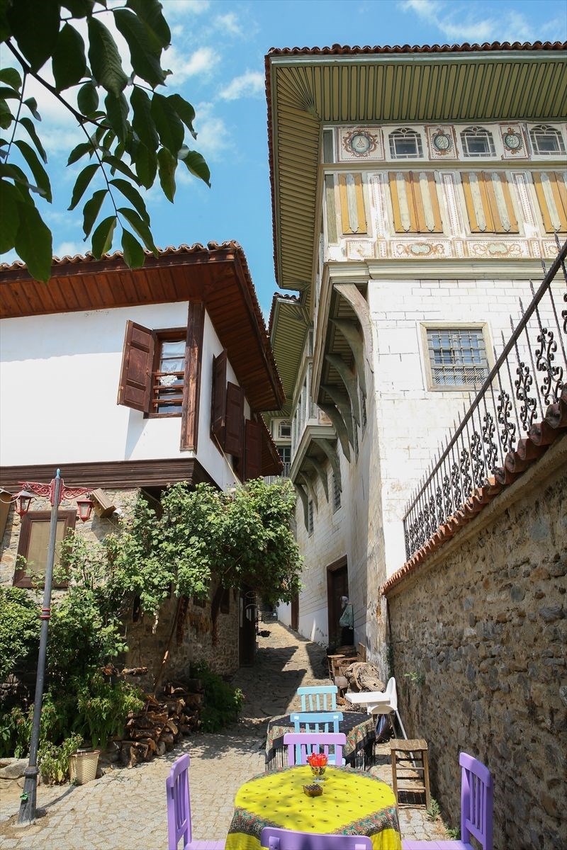 izmir, birgi mahallesi, birgi köyü, izmir gezilecek yerler, sanat