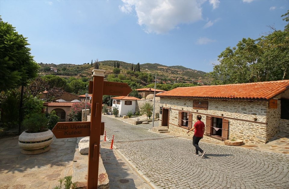 izmir, birgi mahallesi, birgi koyu, izmir gezilecek yerler, sanat