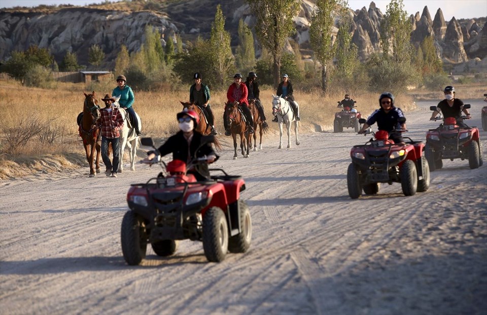 kapadokya, altın yıl, rus turist, japon turist, türkiye turizm yılı, nevşehir