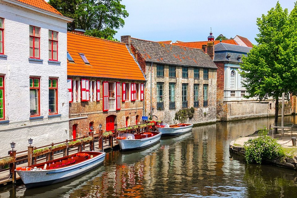 belçika, bruges, brugge, avrupa seyahati, balayı seyahati, balayı tatilleri, sevgiliyle gidilecek yerler, romantik tatil, romantik tatil destinasyonları, seyahat, sonbahar tatilleri, brugge gezilecek yerler, brugge rehberi, brugge gezi rehberi