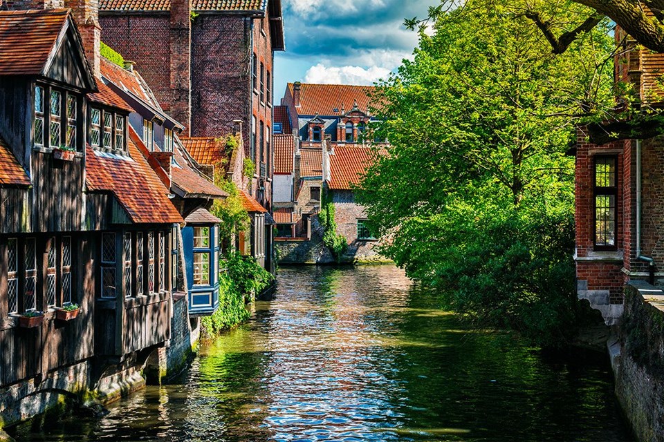 belçika, bruges, brugge, avrupa seyahati, balayı seyahati, balayı tatilleri, sevgiliyle gidilecek yerler, romantik tatil, romantik tatil destinasyonları, seyahat, sonbahar tatilleri, brugge gezilecek yerler, brugge rehberi, brugge gezi rehberi