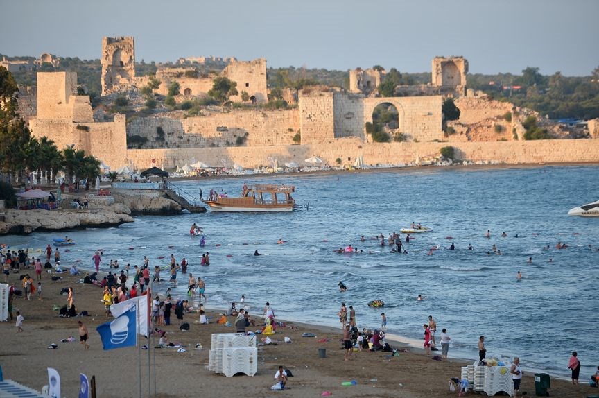 mersin, kızkalesi, mersin gezilecek yerler, unesco, korykos antik kenti, kızkalesi nerede