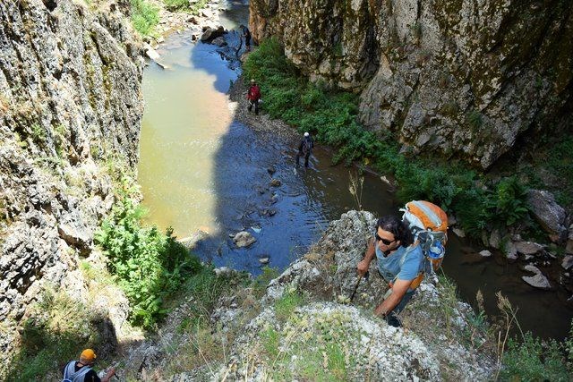 kunav mağarası, muş mağara, muş gezilecek yerler, muş, seyahat