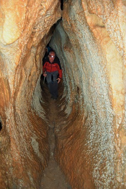 kunav mağarası, muş mağara, muş gezilecek yerler, muş, seyahat