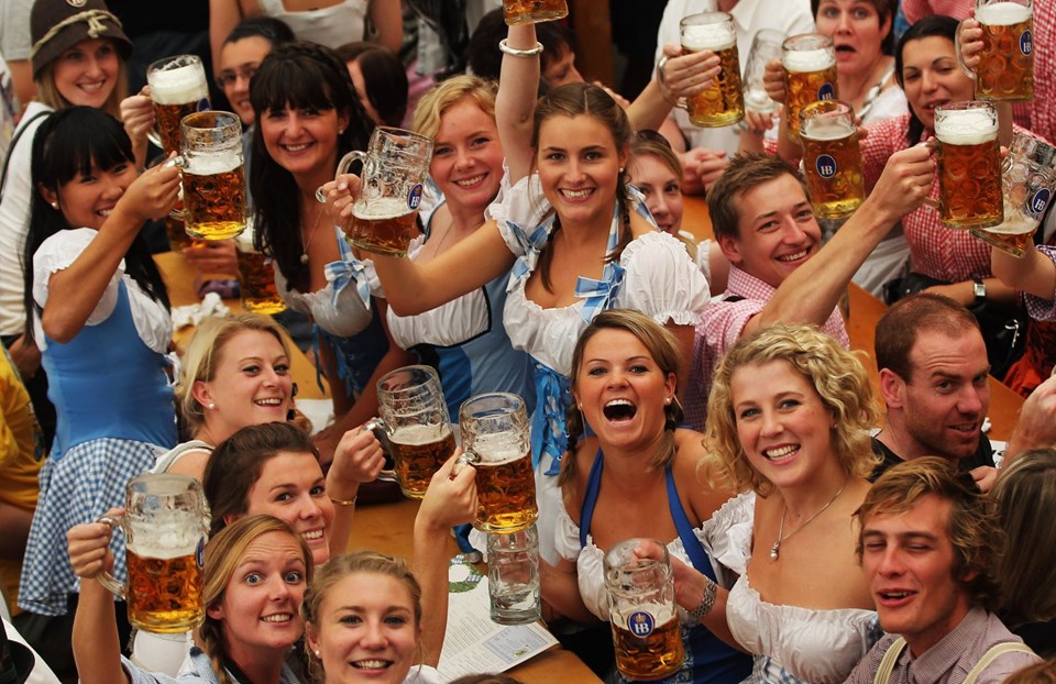 oktoberfest, oktoberfest rehberi, oktoberfest festivali, oktoberfest çadırları