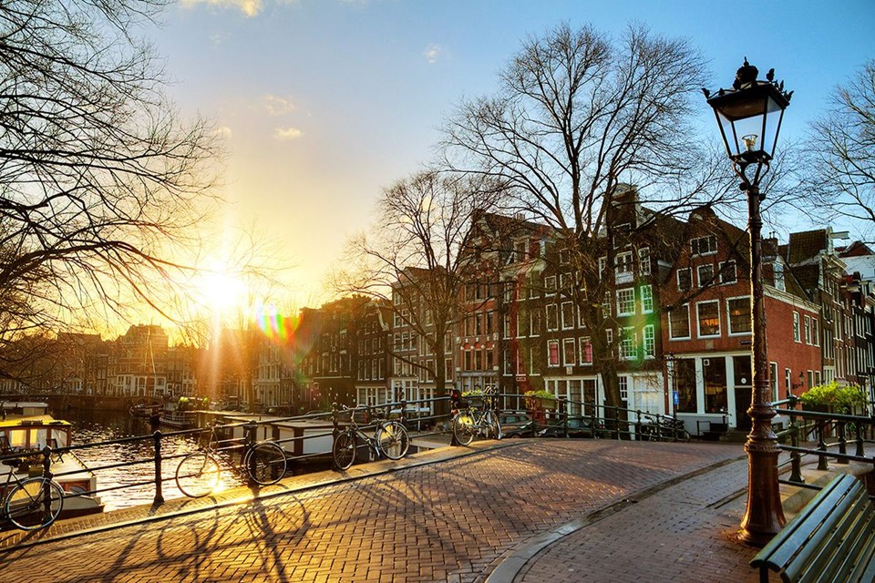 amsterdam, amsterdam rehberi, amsterdam gezilecek yerler, amsterdam gezi rehberi, amsterdam görülecek yerler, volendam, marken, edam, monnickendam, amsterdam köyleri