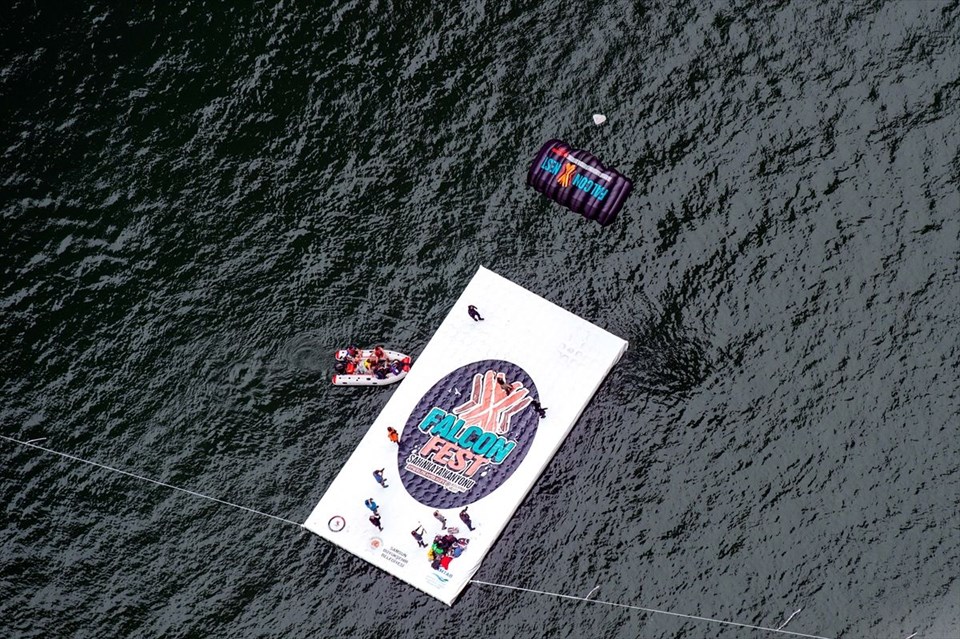 samsun gezilecek yerler, şahinkaya kanyonu, falcon fest, base jump, dragon bot, kitesurf