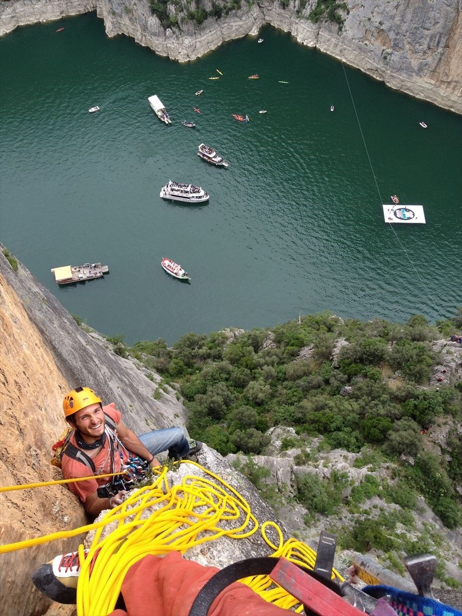 samsun gezilecek yerler, şahinkaya kanyonu, falcon fest, base jump, dragon bot, kitesurf