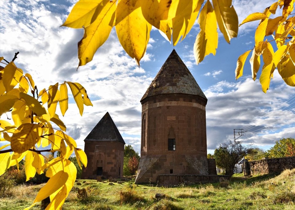 ahlat, ahlat sakin şehir, turkiyedeki sakin şehirler, bitlis gezilecek yerler