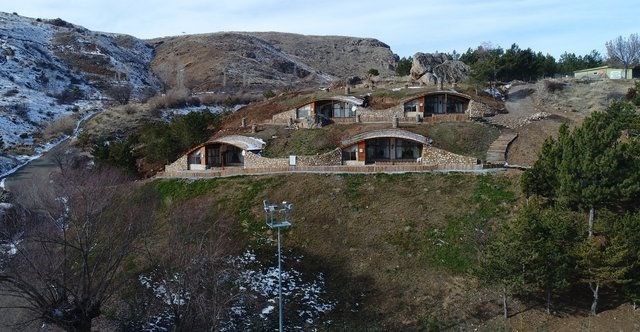 sivas gezilecek yerler, sivas otelleri, sivas konaklama, hobbit köyü, sivas hobbit köyü, paşabahçe piknik ve mesire alanı