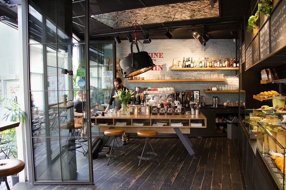 TZITZIKAS KAI MERMIGAS