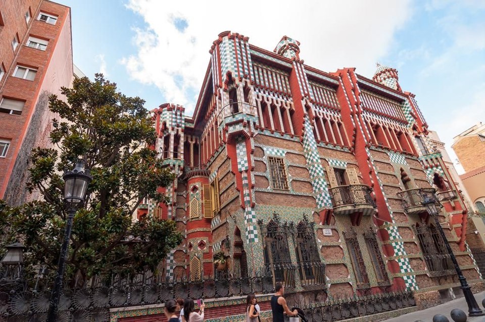 7- CASA VICENS (İSPANYA)