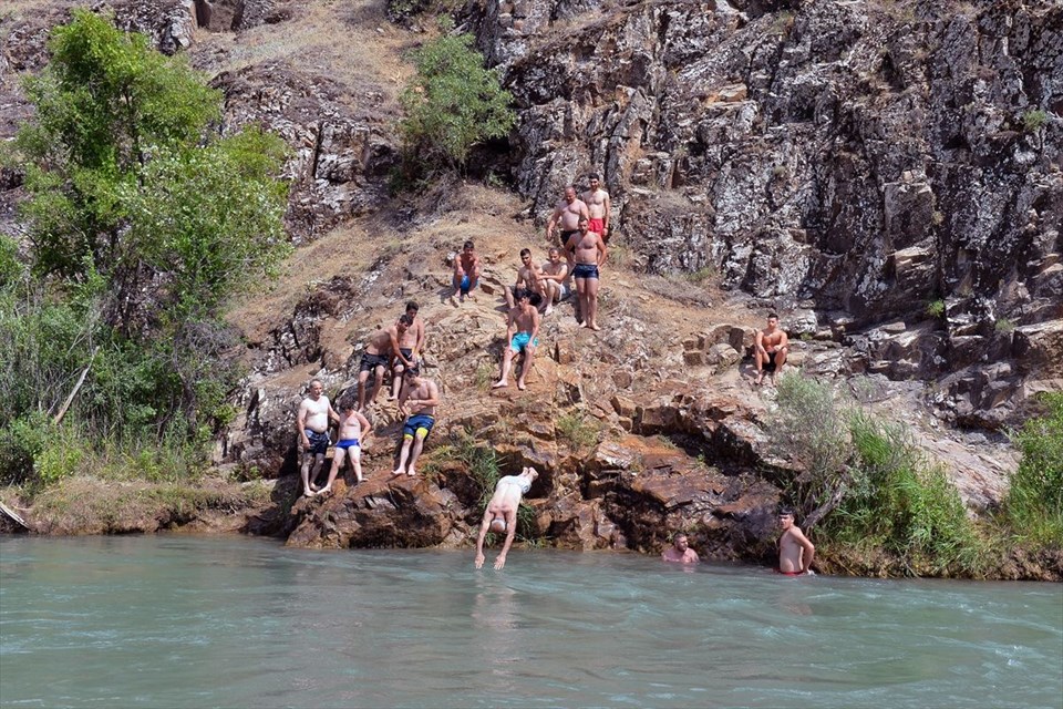 tunceli, munzur çayı, pülümür çayı, tunceli plajları, tunceli sahilleri