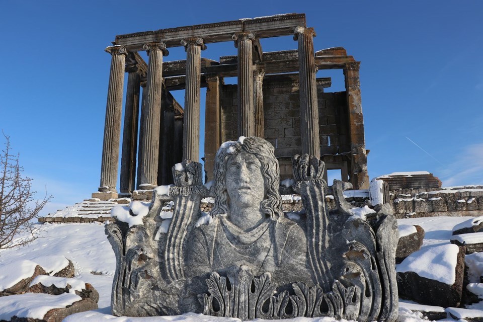 aizanoi antik kenti, ikinci efes, zeus tapınağı, kutahya gezilecek yerler