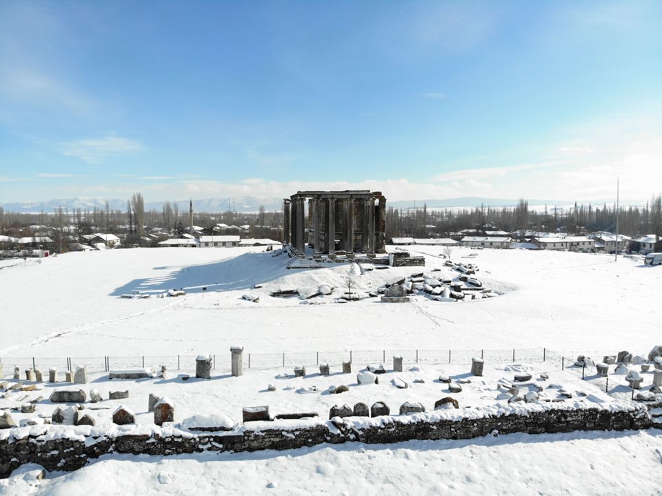 aizanoi antik kenti, ikinci efes, zeus tapınağı, kutahya gezilecek yerler