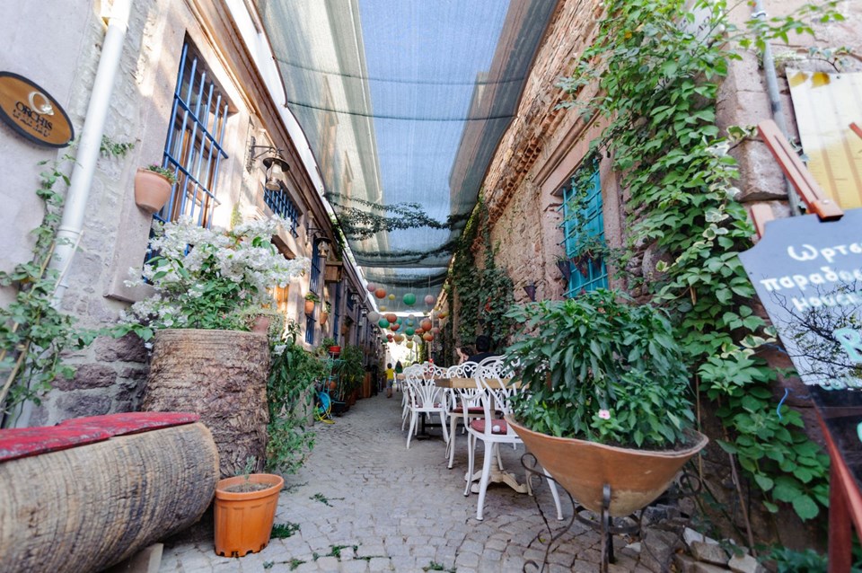 yaz tatilinde tercih edilen yerler, en çok tercih edilen tatil yerleri, en çok gidilen tatil rotaları, bodrum, çeşme, alaçatı, fethiye