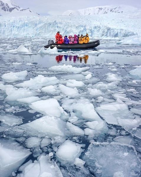 barkın özdemir, dünya turu, gezgin, türk gezginler, antarktika, antarktika gezisi, kitlesel fonlama