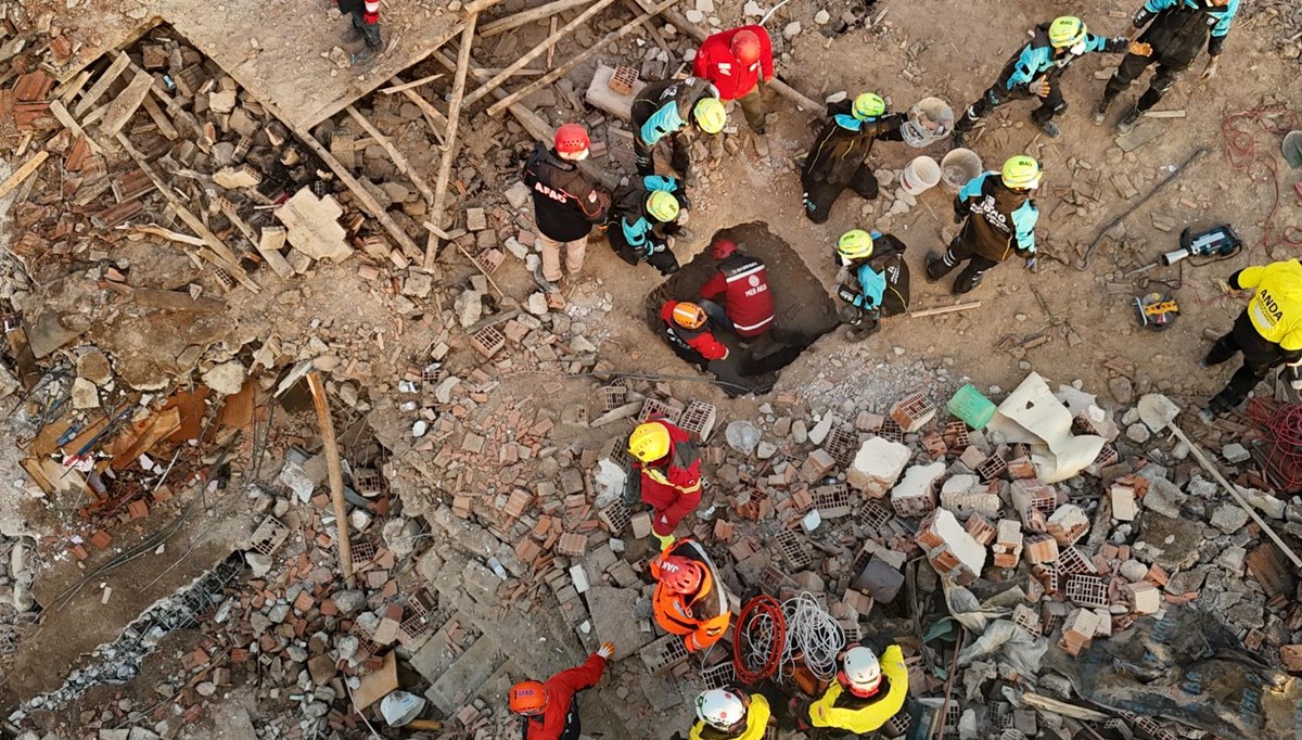 Konya'da 4 katlı bina yerle bir olmuştu: Çiftin ölümünden trajedi çıktı