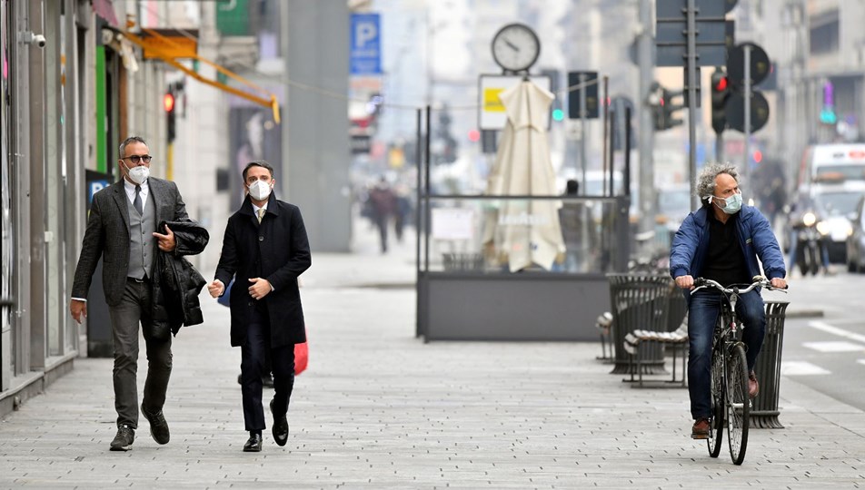 Milano'da kamusal alanlarda kısmi sigara yasağı