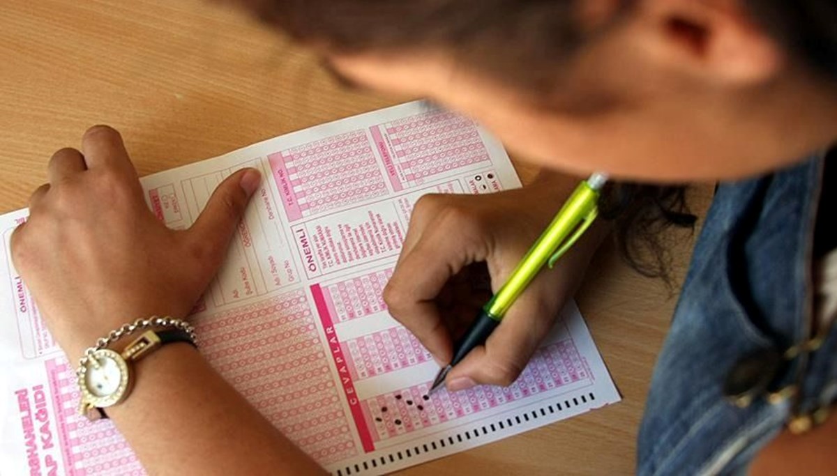 Bursluluk sınavı başvuruları başladı mı, ne zaman başlayacak? (2023 MEB İOKBS başvuru tarihi) Bursluluk sınavı başvuruları başladı mı, ne zaman başlayacak? (2023 MEB İOKBS başvuru tarihi)