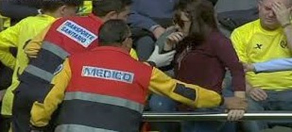 Messi’nin şutu kadın taraftarın bileğini kırdı - 1