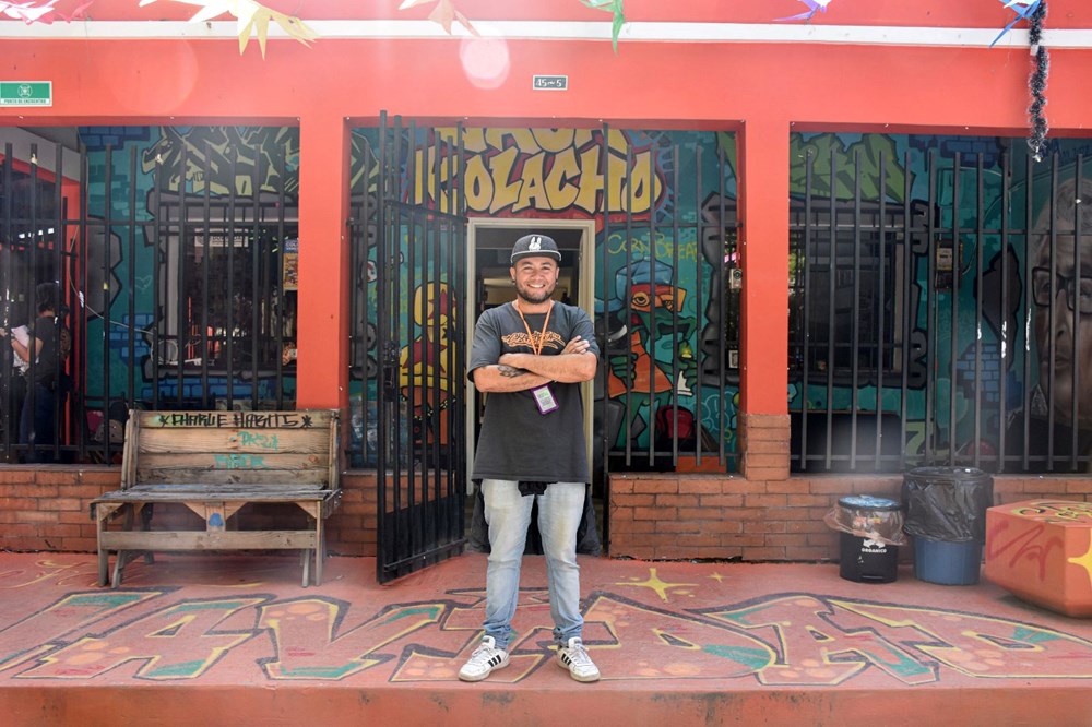 Kolombiya'nın tehlikeli bölgesi Comuna 13 çetelerden arındıktan sonra cazibe merkezi oldu - 13