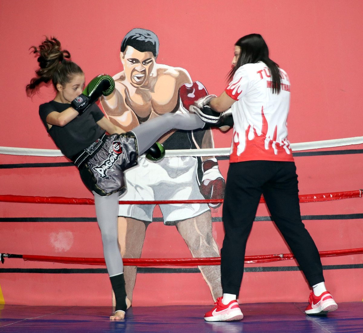 sjmkdaS_OkGufUhMVx4WSw.jpg