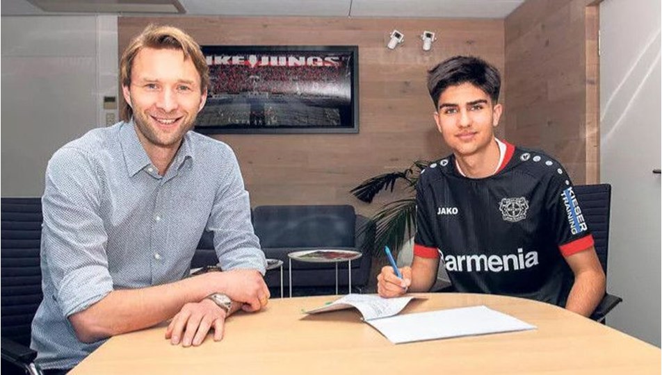 16 yaşındaki Türk yıldız adayı Zidan Sertdemir'i Bayer Leverkusen kaptı