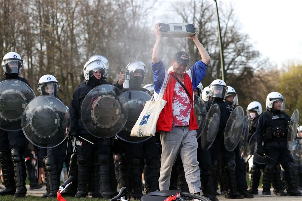 Police intervened when the festival, which was announced as April 1 joke in Belgium, turned into reality - 4
