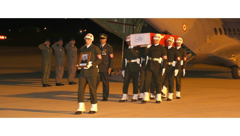 Şehit Uzman Çavuş Zencirli'nin cenazesi memleketi Antalya'ya getirildi