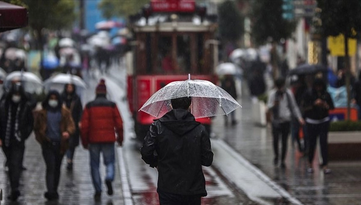 Valilik, AKOM ve Meteoroloji'den İstanbul'a kuvvetli sağanak ve lodos uyarısı (Bugün hava nasıl olacak?)