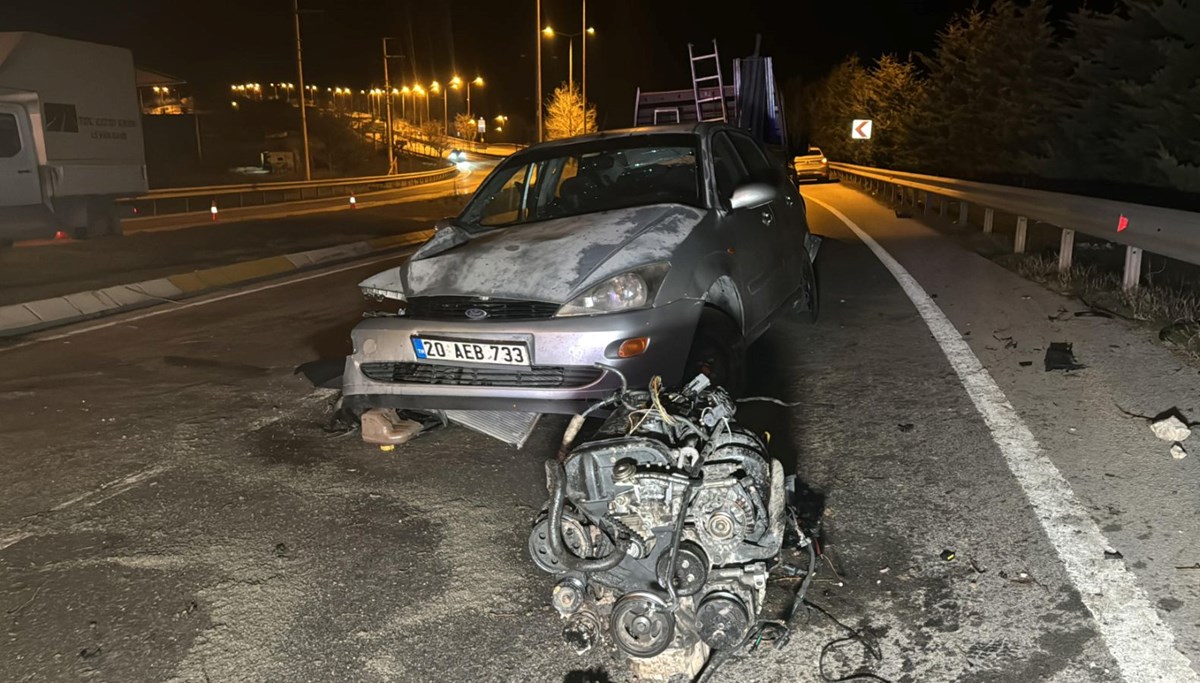 Kaza yapan otomobilin motoru yerinden fırladı: 1'i ağır 5 yaralı Kaza yapan otomobilin motoru yerinden fırladı: 1'i ağır 5 yaralı