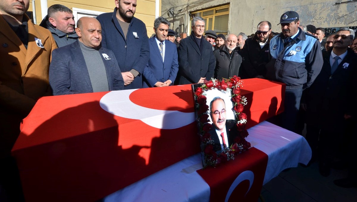 Sarıkamış Belediye Başkanı Harun Hayali son yolculuğuna uğurlandı