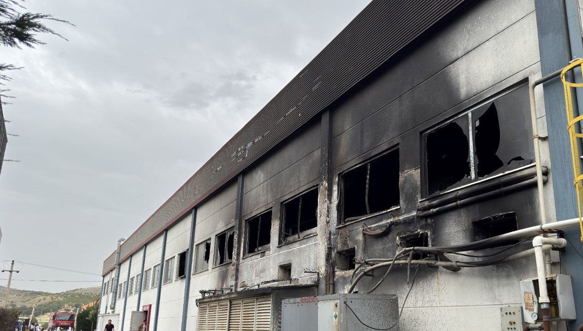 Balıkesir'de fabrika yangını