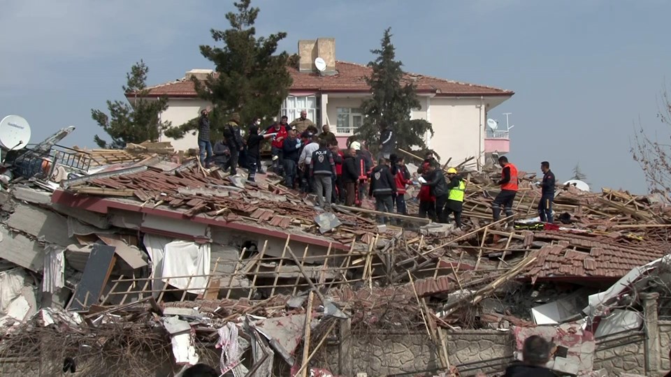 SON DAKİKA: Malatya'da 5,6 büyüklüğünde deprem | Son depremler - 1