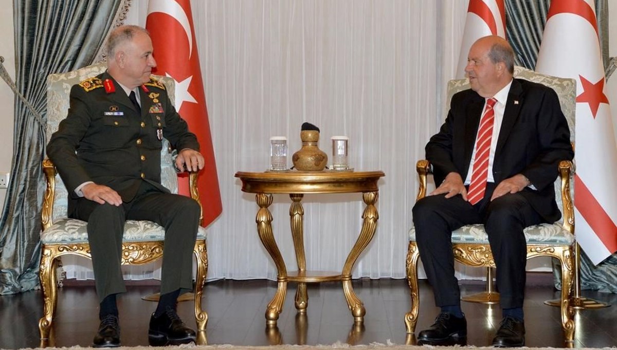 Genelkurmay Başkanı Gürak, ilk ziyaretini KKTC'ye gerçekleştirdi Genelkurmay Başkanı Gürak, ilk ziyaretini KKTC'ye gerçekleştirdi