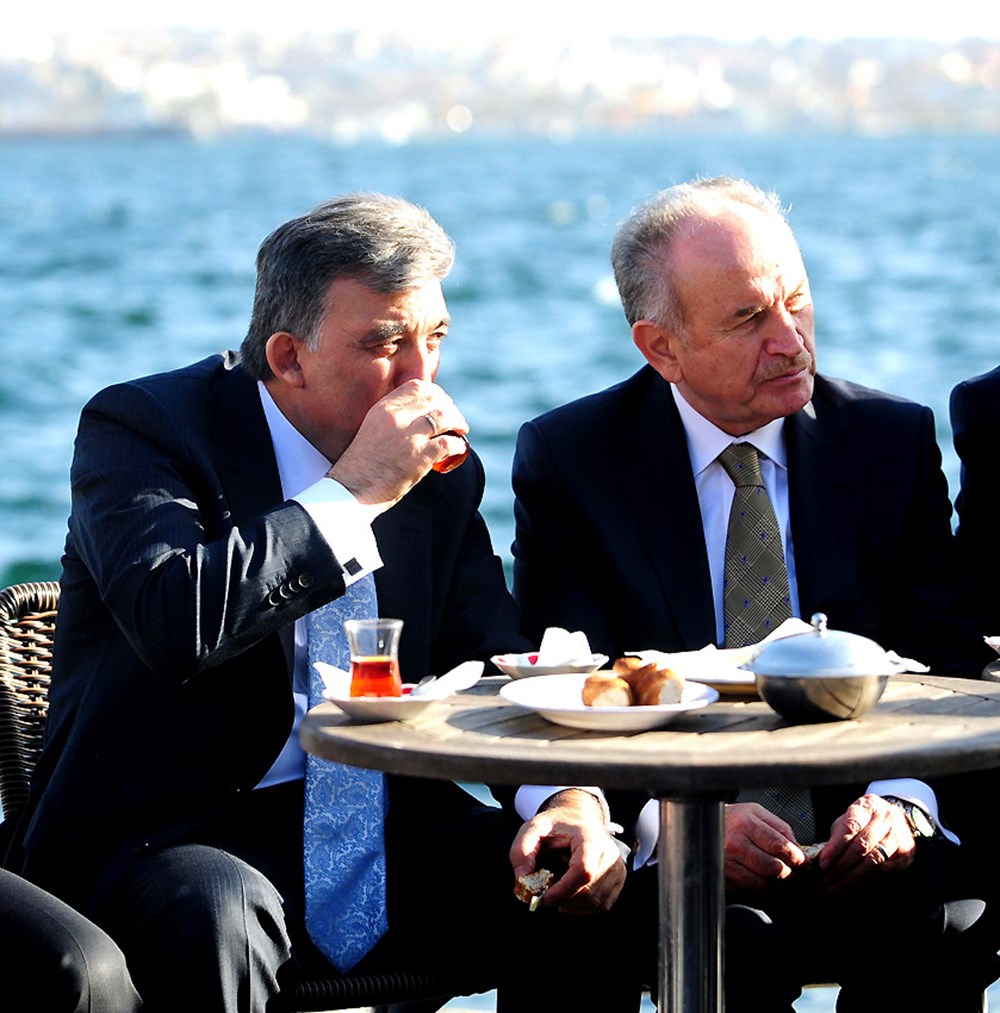 Boğaz'da çay simit keyfi - Son Dakika Türkiye Haberleri | NTV Haber