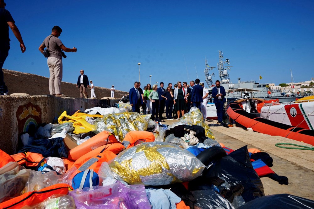 Lampedusa Adası'na sığınmacı akını: AB'den İtalya'ya destek güvencesi - 12