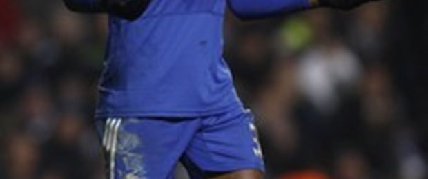 Anelka Chelsea'de çok mutlu!