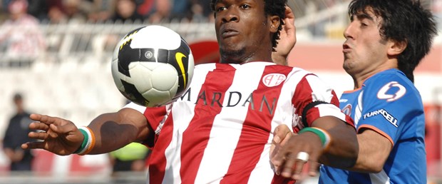 Antalyaspor'dan kritik galibiyet: 1-0