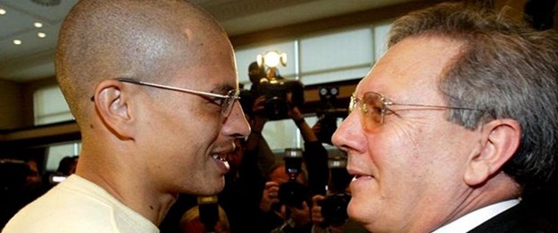 aziz yıldırım alex.jpg