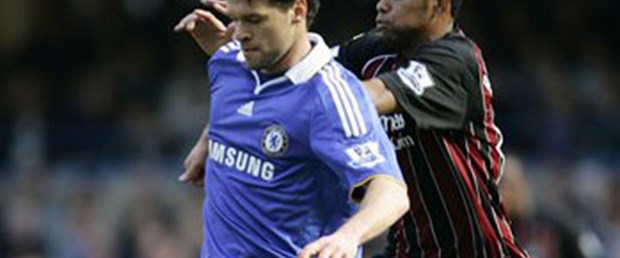 Ballack'tan Hiddink'e destek