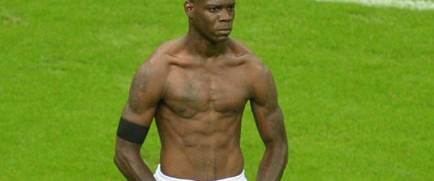 Balotelli’den Cengiz Han dövmesi