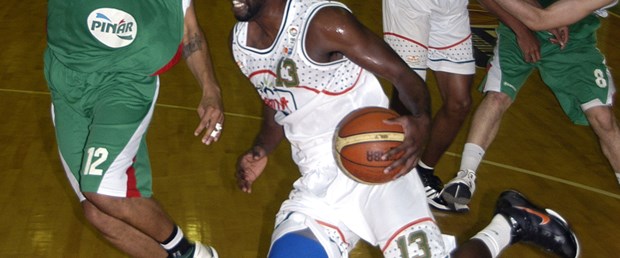 Banvit son saniyede kazandı