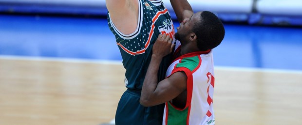 Banvit yarı finalde